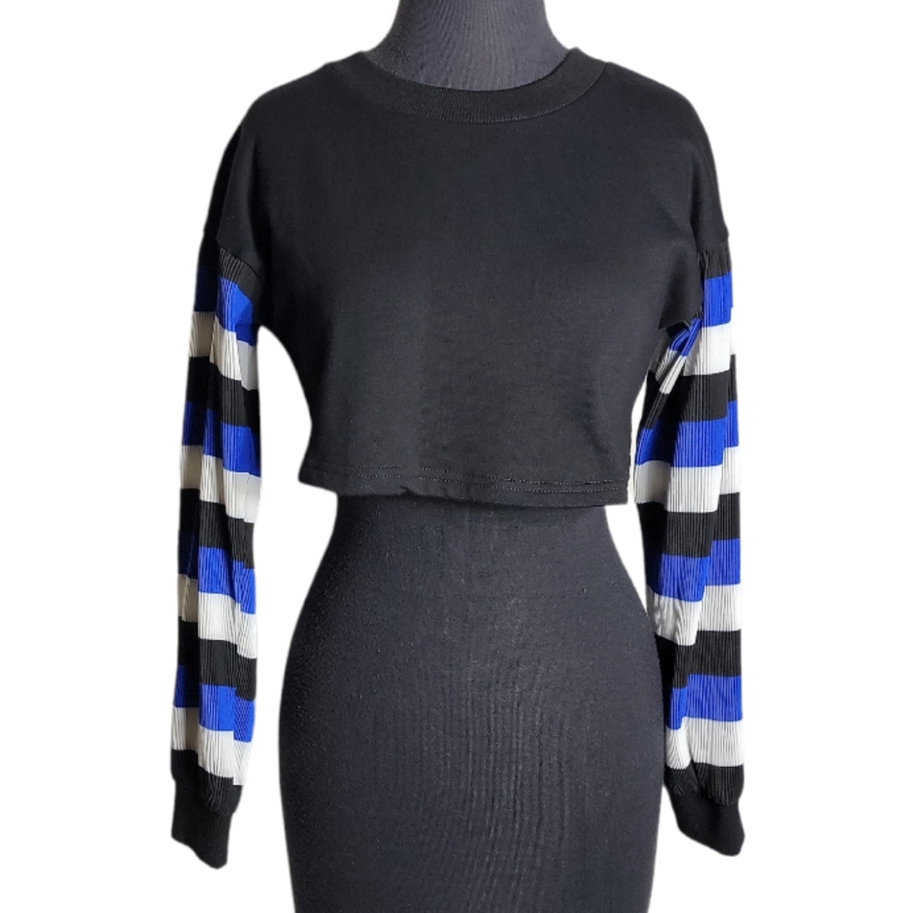 Fashion Nova women's can't be bothered cropped sweatshirt striped sleeves XS